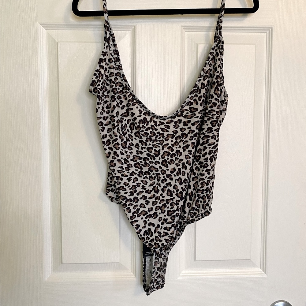 3x HP🥳 NWT PLT bodysuit